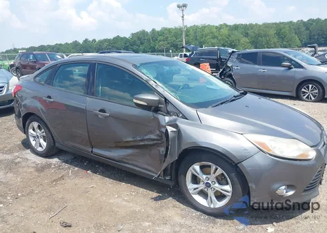 2013 Ford Focus Se z USA, uszkodzony, nr VIN 1FADP3F2XDL246149